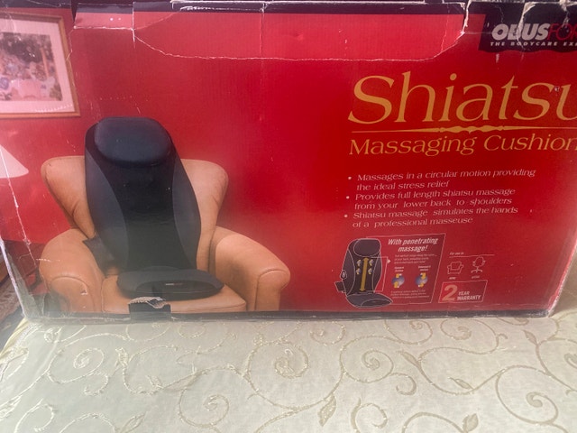 ObusForme Shiatsu Massaging Cushion - photo 5