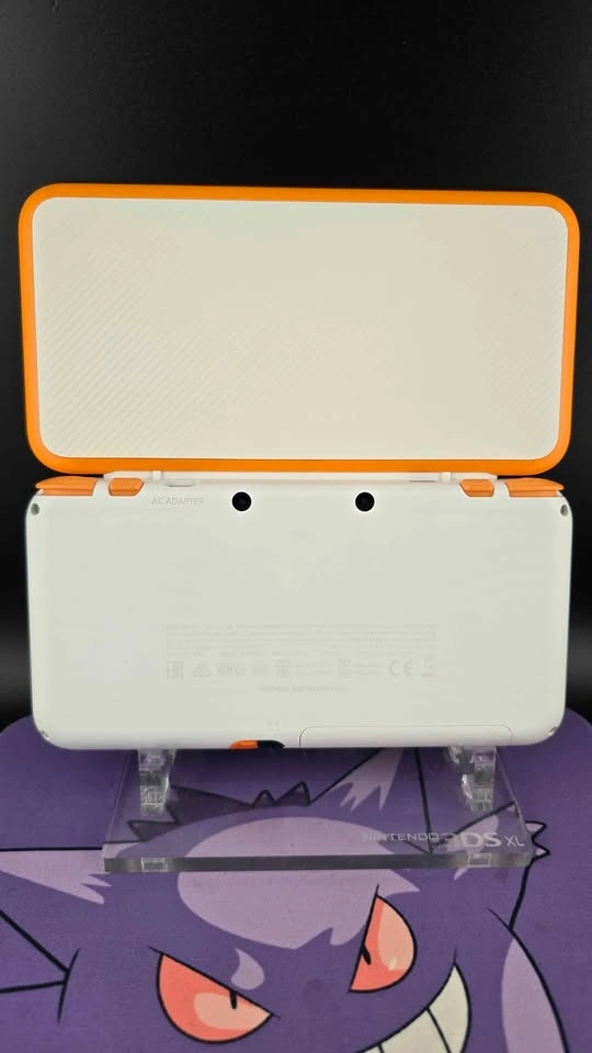 New Nintendo 2DS XL - White and Orange with 128GB SD Card - photo 3