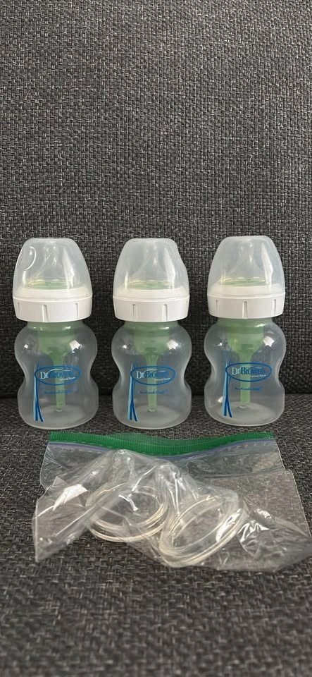 Dr. Brown’s Natural Flows Baby Bottles - photo 3