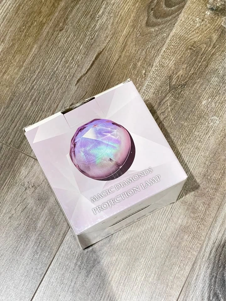Magic diamond projection lamp