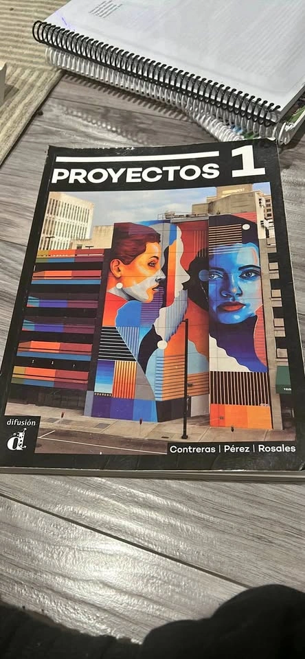 Proyectos 1 Spanish Textbook