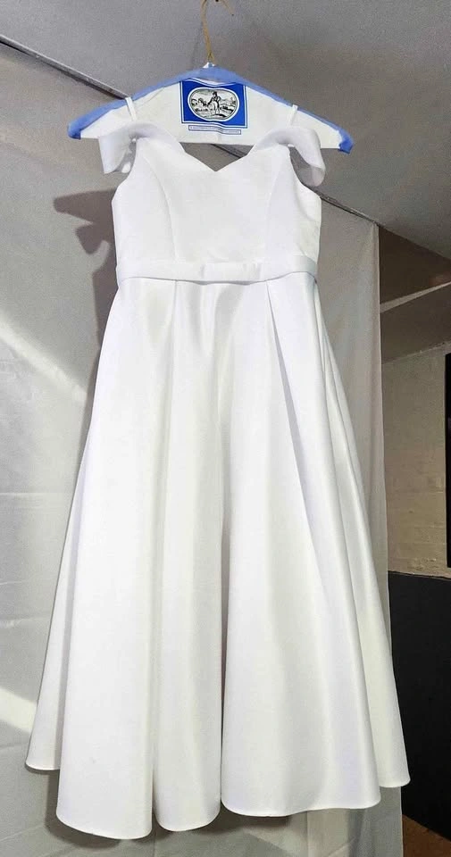 David's Bridal Girls White Satin Off-the-Shoulder Dress Size 6