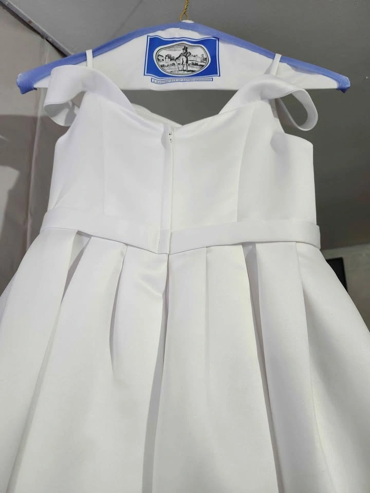 David's Bridal Girls White Satin Off-the-Shoulder Dress Size 6 - photo 5