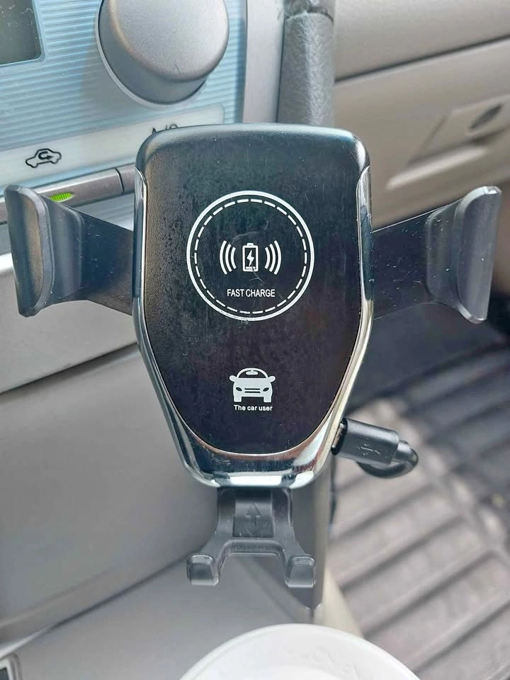 Car Cell Phone Holder & Micro USB Cable