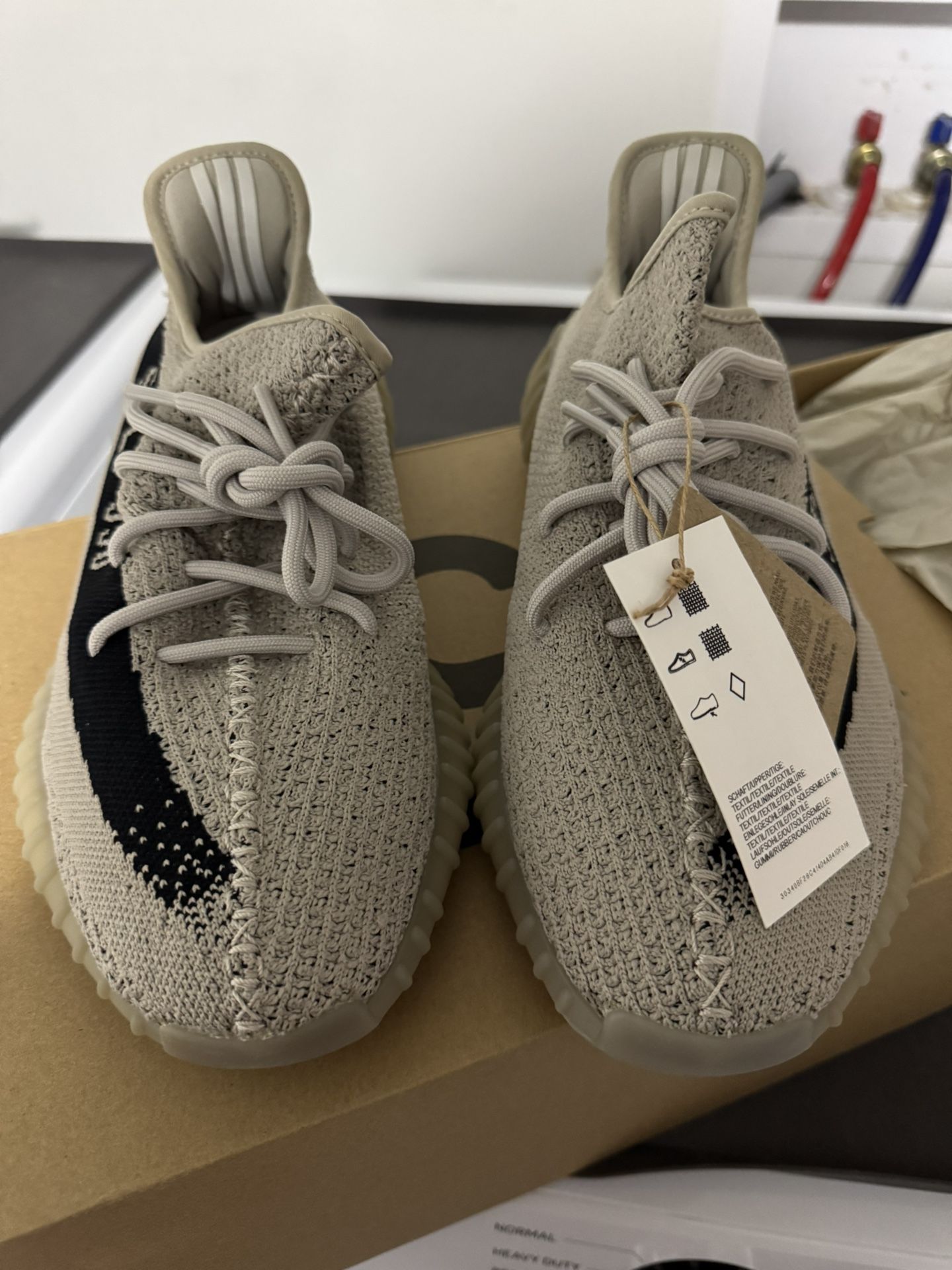Yeezy 350 V2 - photo 2