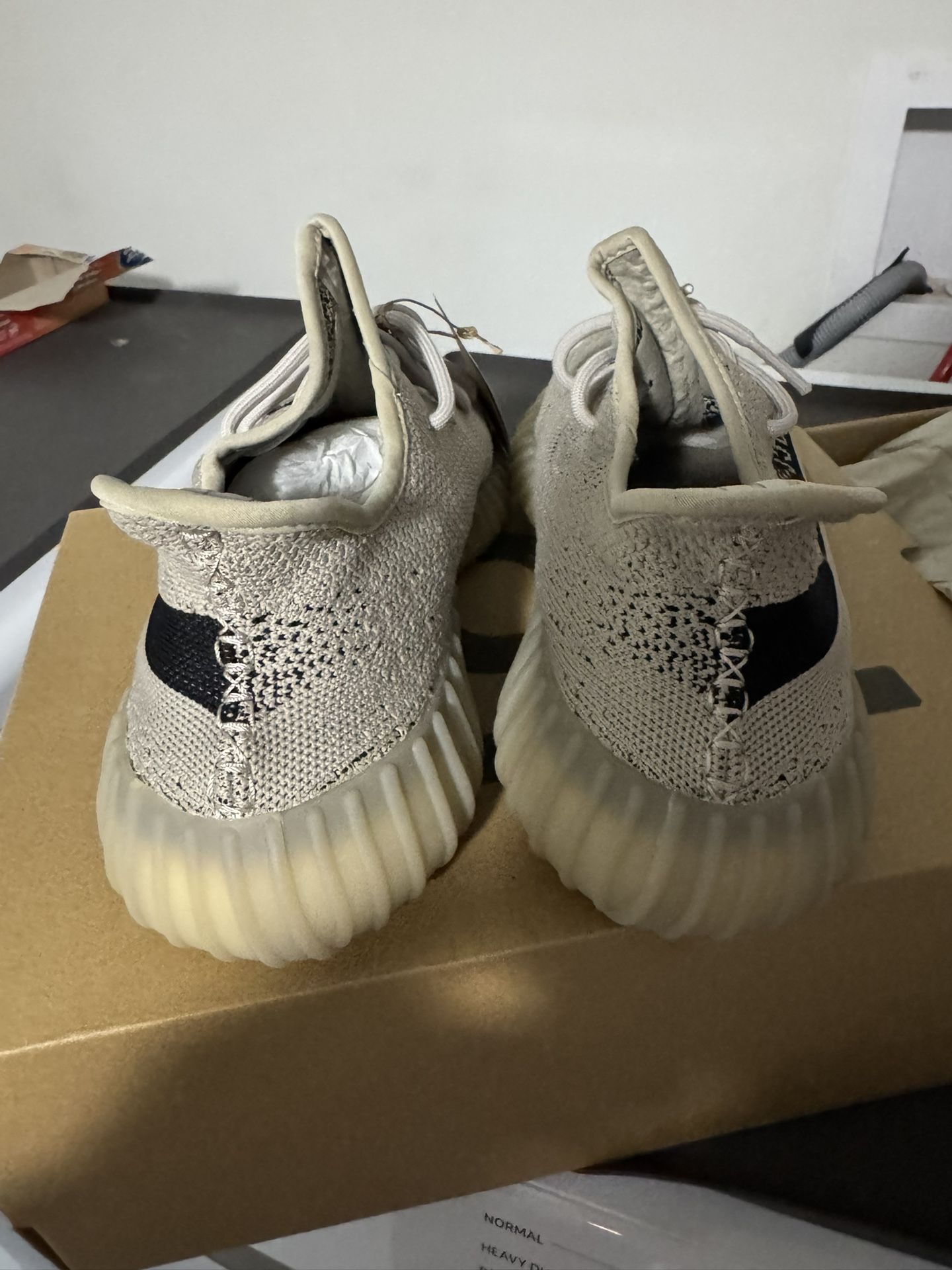 Yeezy 350 V2 - photo 4