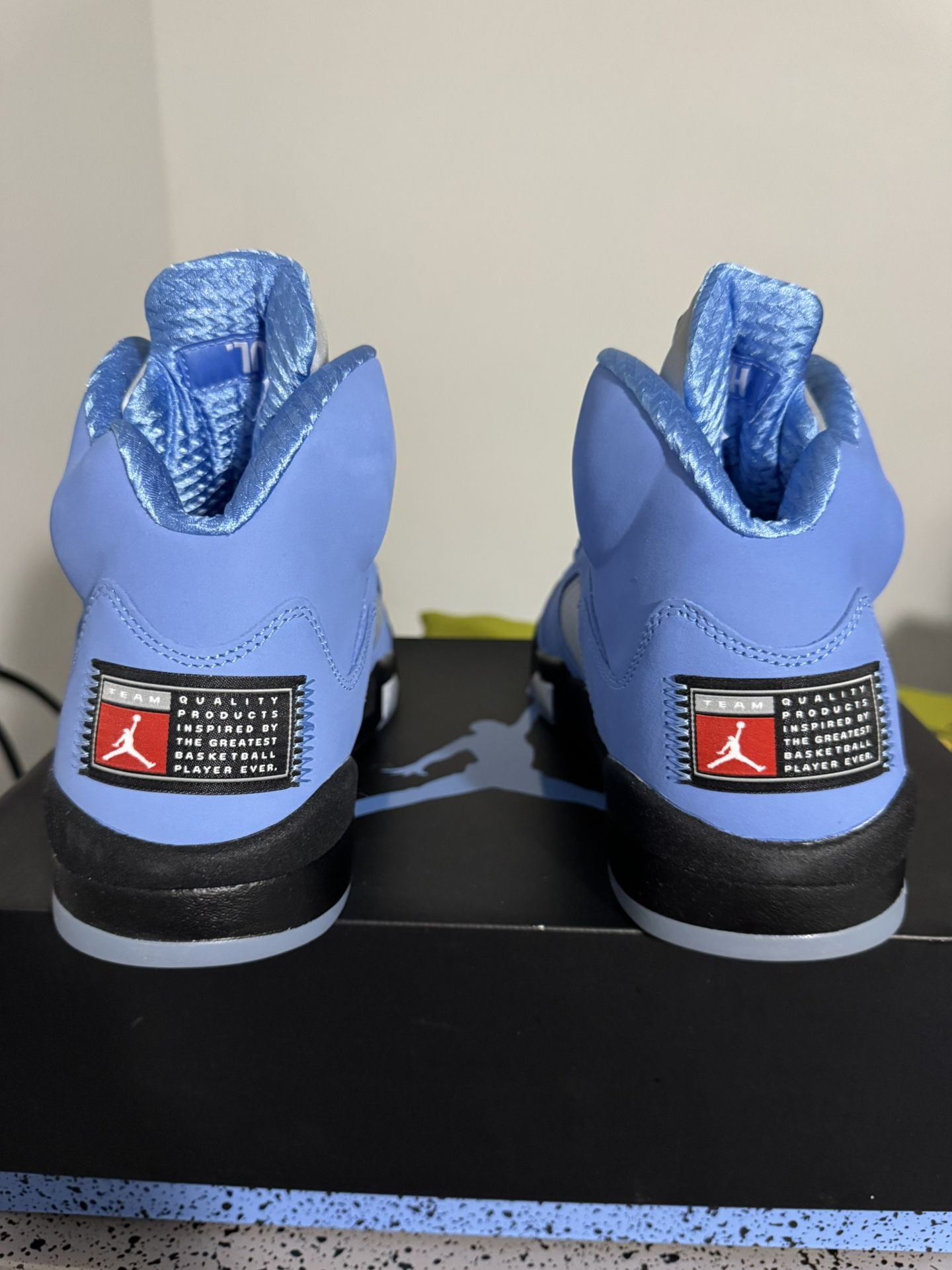 Jordan Retro 5 UNC Blue - photo 4