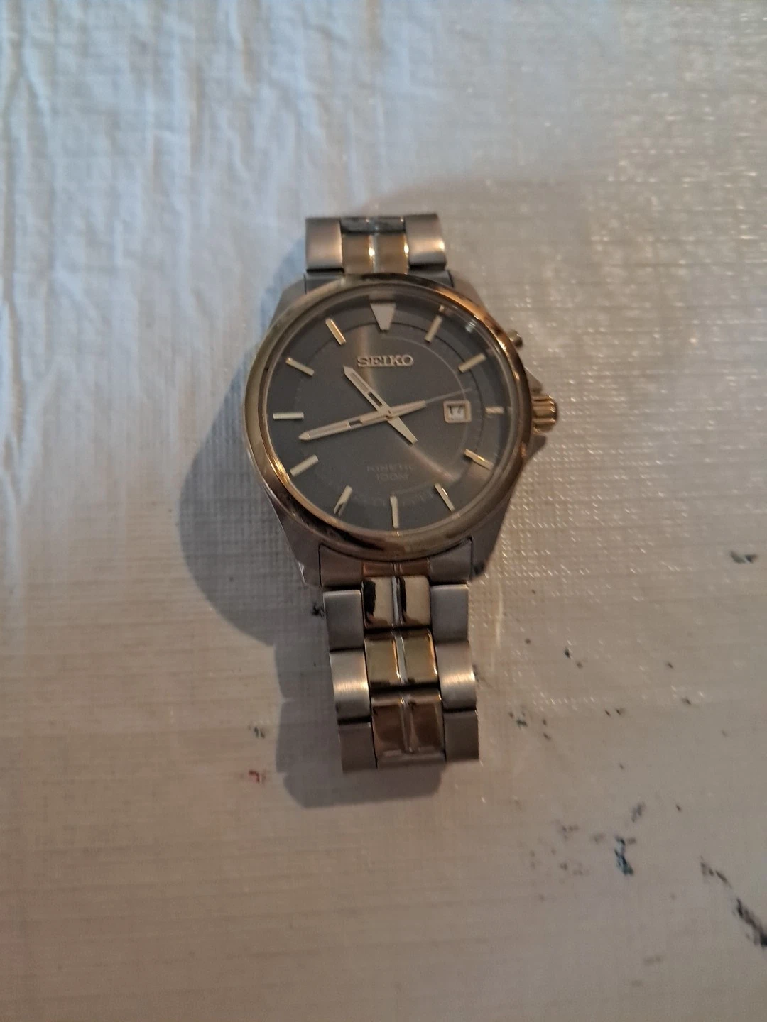 Seiko Men's Kinetic Watch Model SKA582