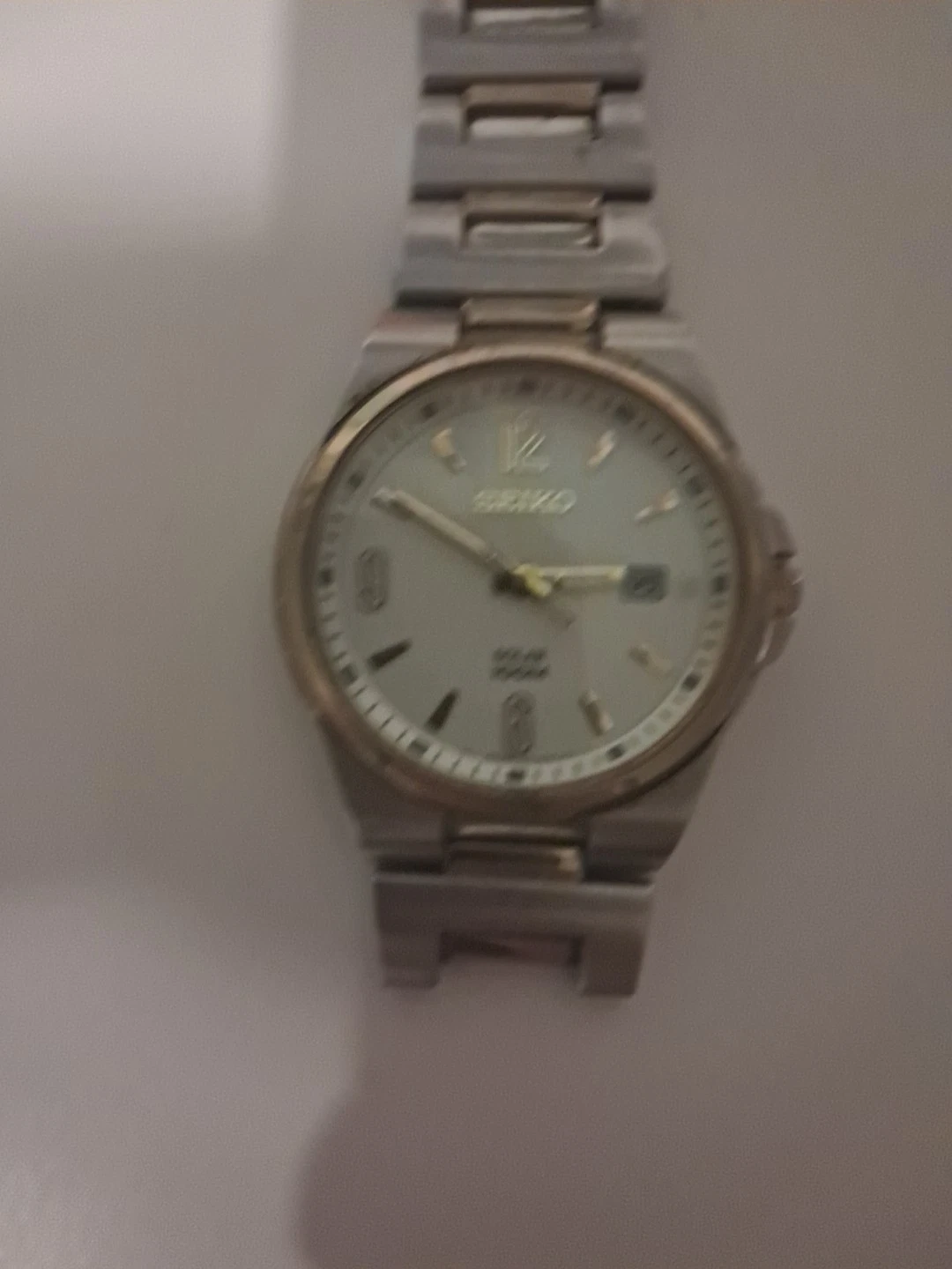 Seiko Solar Men's Watch 100M Day/Date