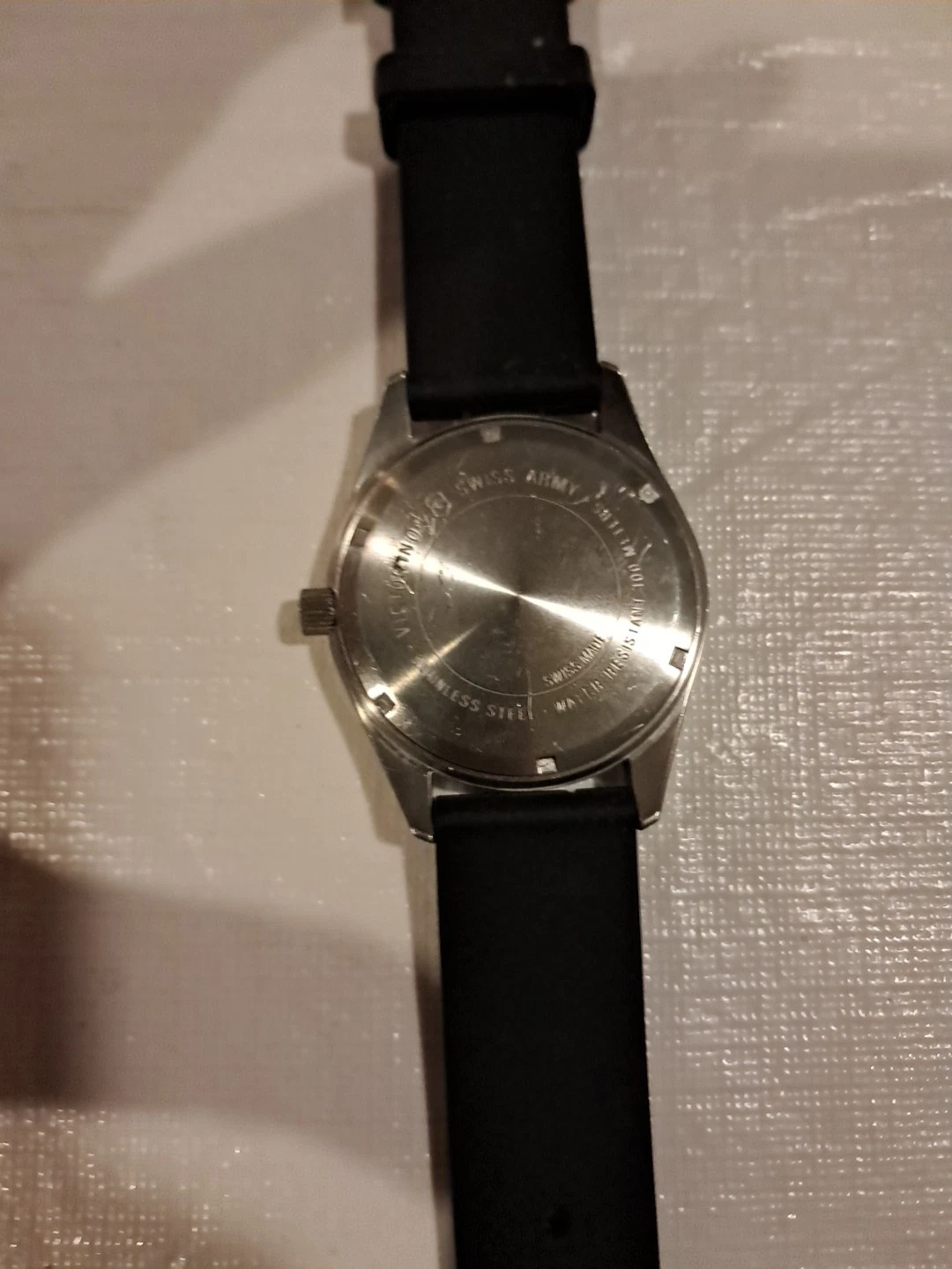 Victorinox Garrison 241083 Men's Watch - photo 2
