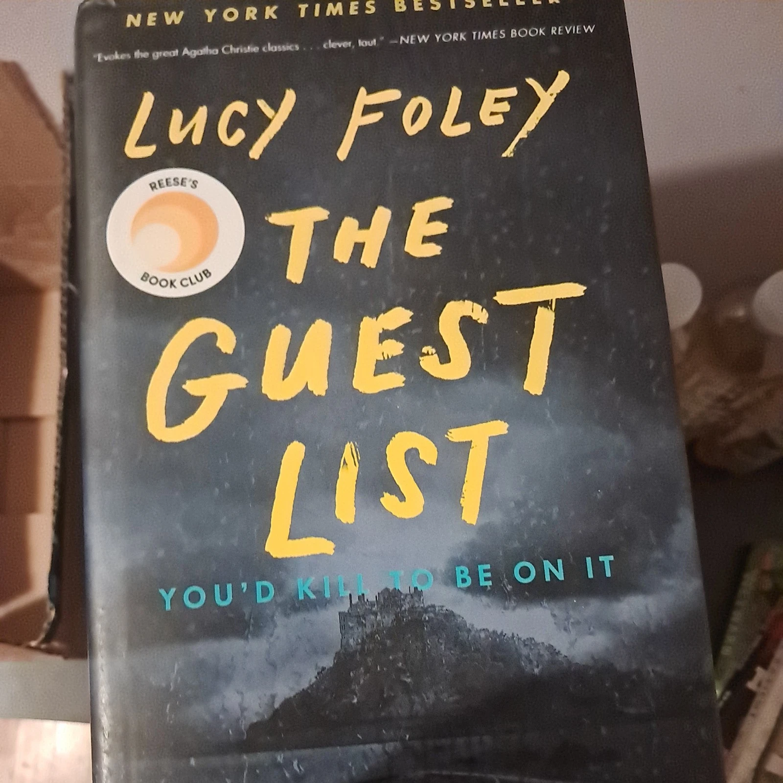 Guest List: A Novel by Lucy Foley (2020, Hardcover)