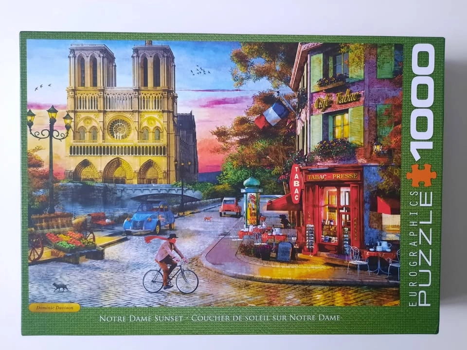 Puzzles 1000 pieces - Excellent Condition