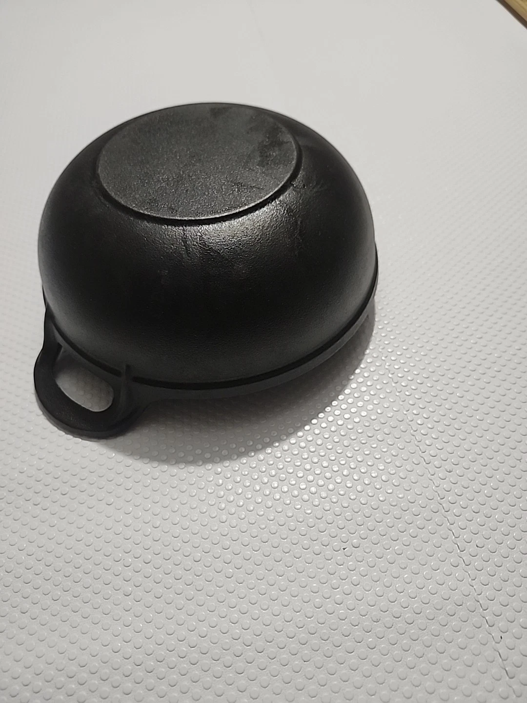 Used Cast Iron Skillet Has Wear - photo 5