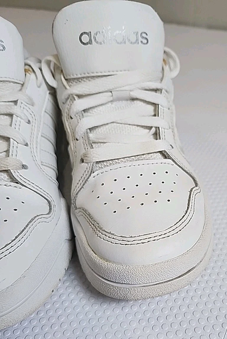 White Adidas Entrap Sneakers Women's Size 6.5 - photo 3