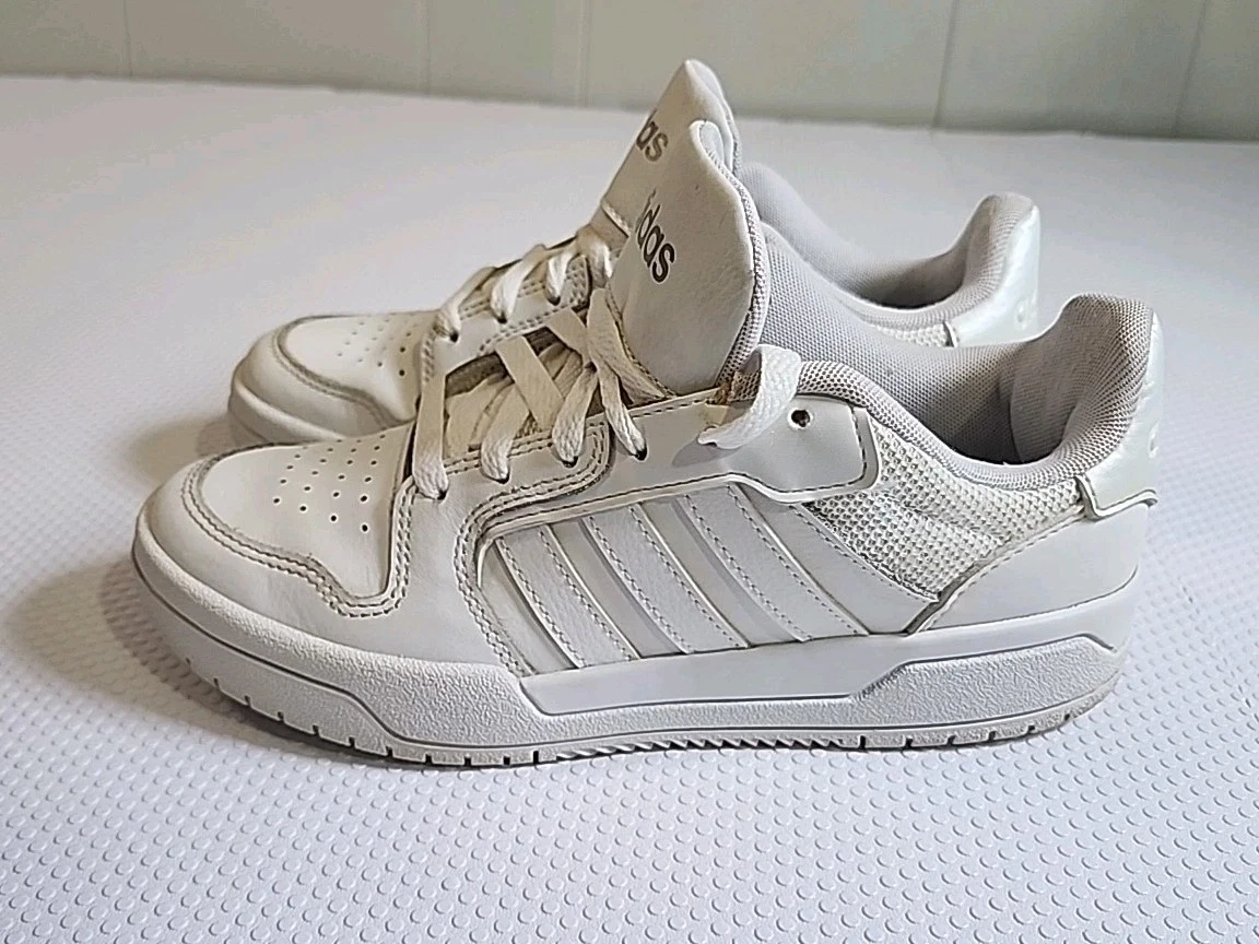 White Adidas Entrap Sneakers Women's Size 6.5 - photo 5