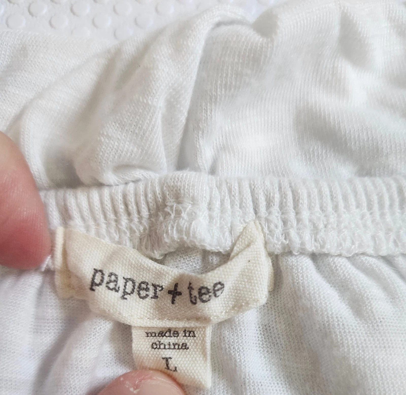 Paper Tee White Off-Shoulder Lace Trim Tunic - photo 5