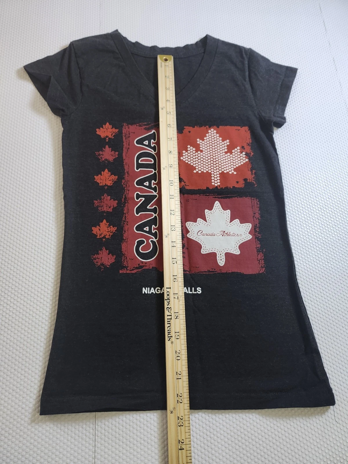 Canada Niagara Falls Black V-Neck Tee with Red Maple Graphics - photo 4