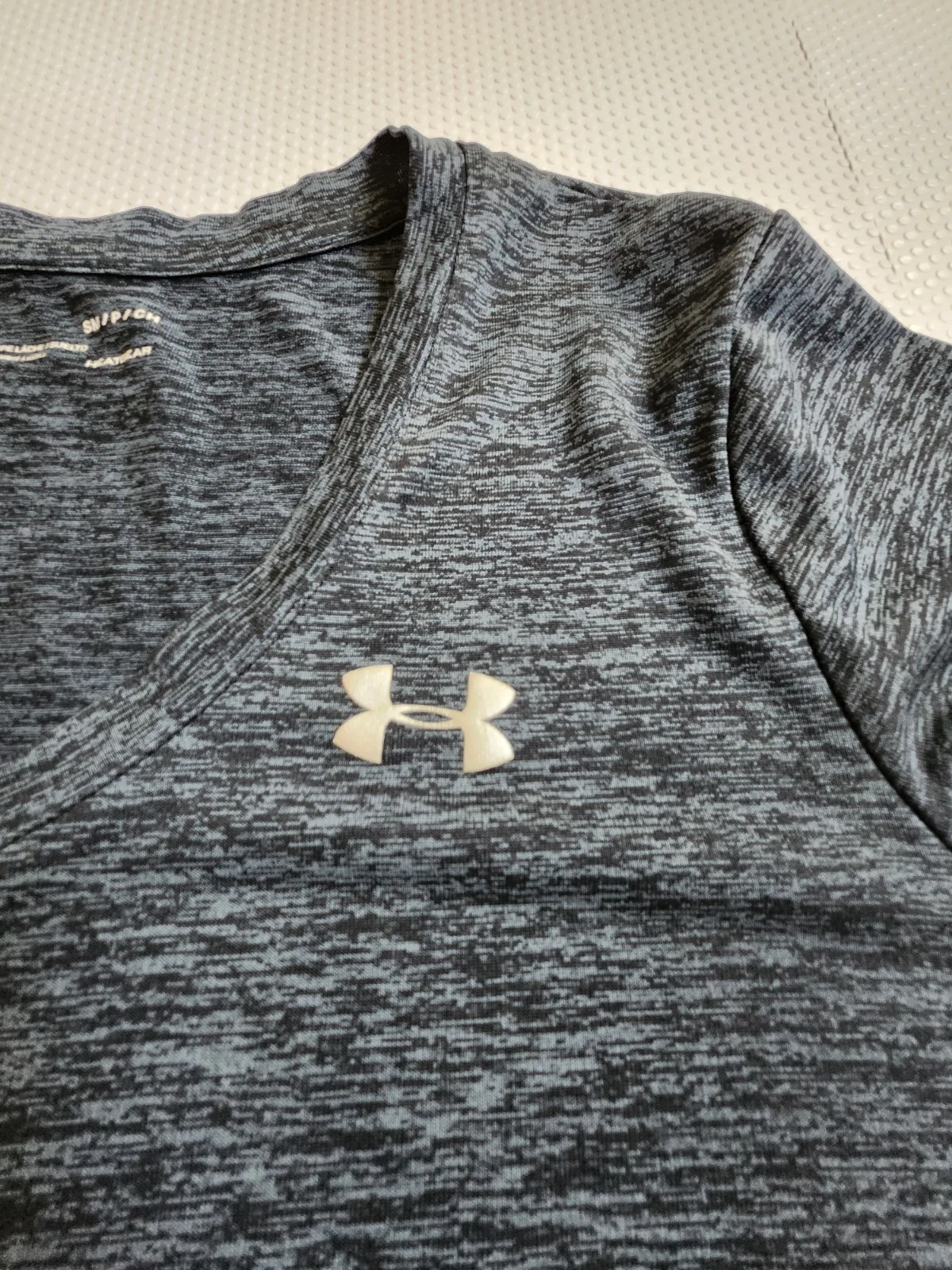 Under Armour Women's V-Neck Performance Tee - Dark Heather Gray - photo 2