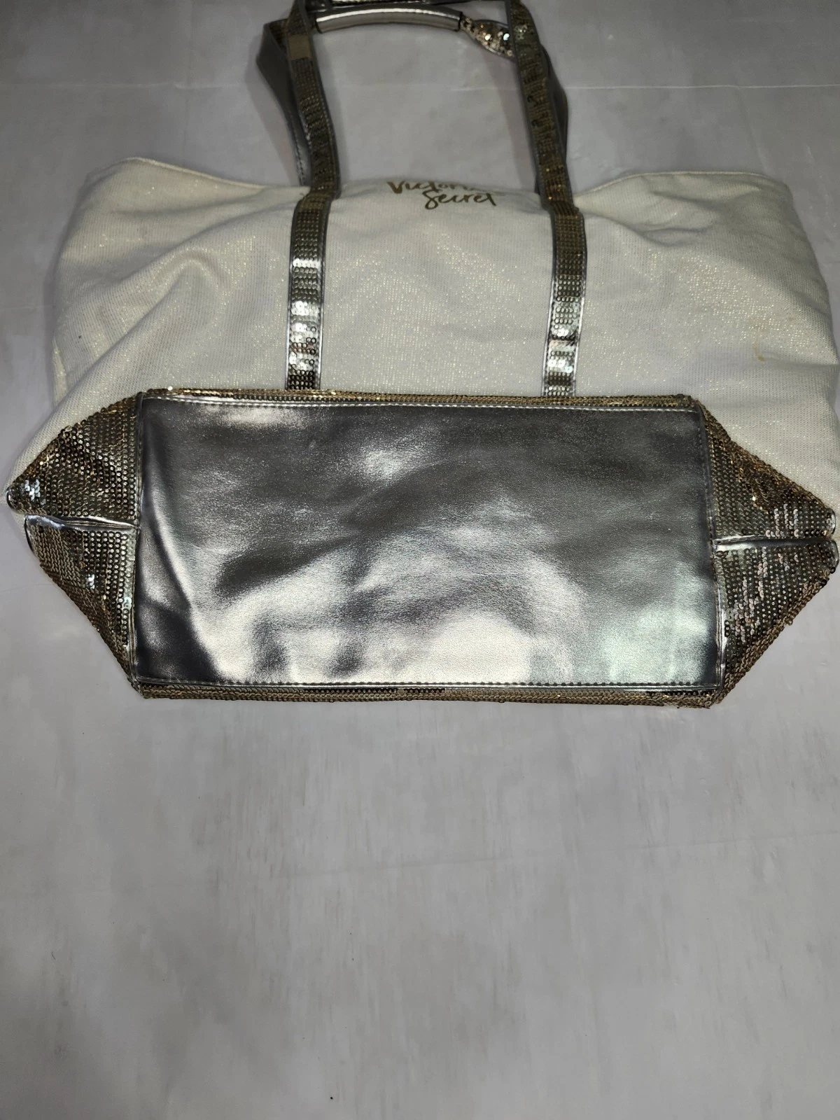 Victoria's Secret Tote Bag Sparkle Sequence Pre Owned Good Condi - photo 4