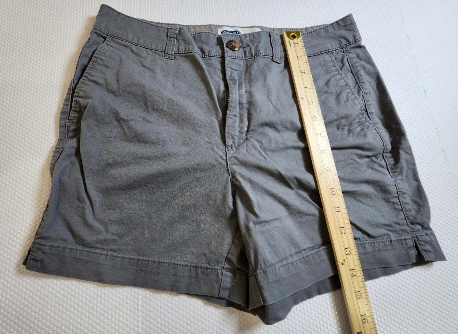 Old Navy Women's Gray Rolled-Hem Cotton Bermuda Shorts Sz 8 - photo 2