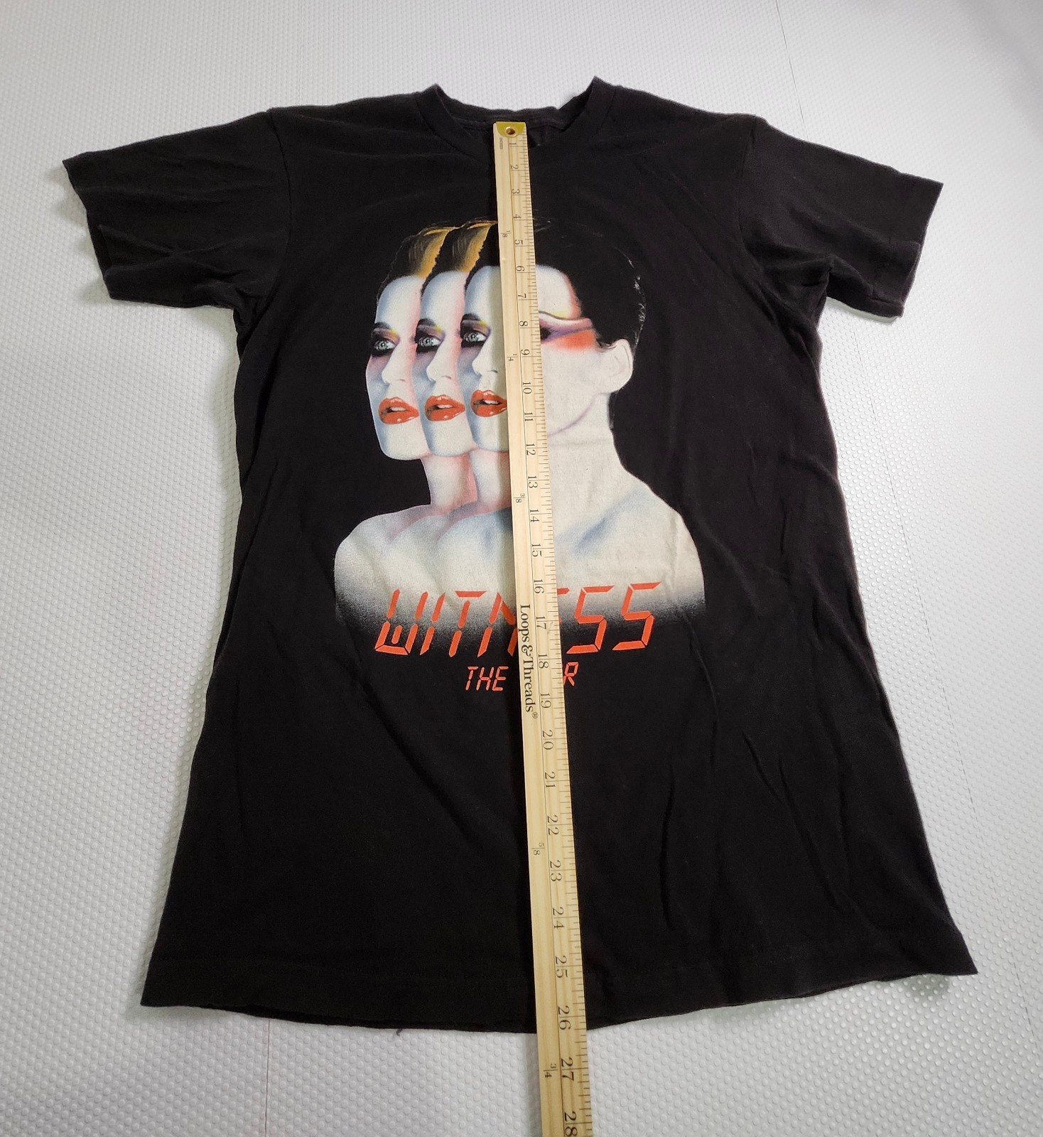 Katy Perry Witness The Tour Black Graphic Tee - photo 2