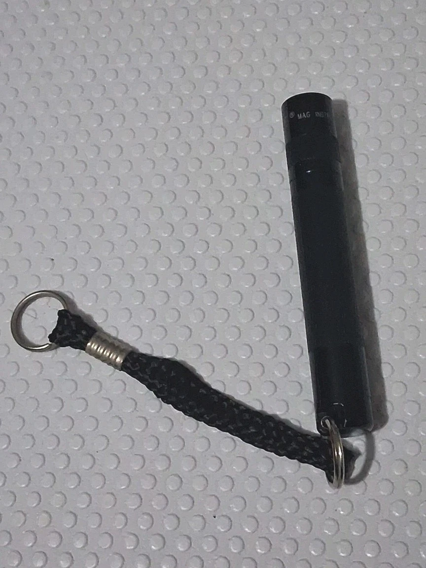 Solitaire Vintage Mini Flashlight