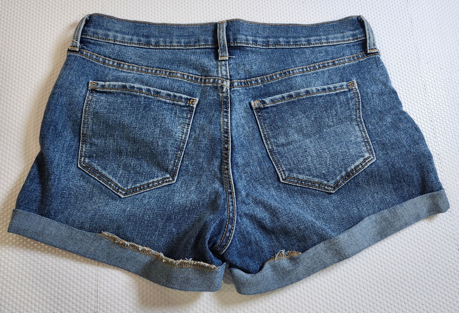 Old Navy Women's Blue Denim Roll-Cuff Shorts - photo 4