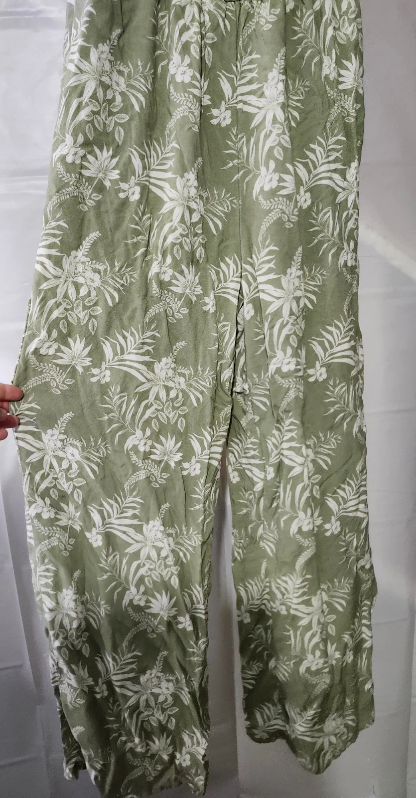 Liberty Love Olive Green Smocked Waist Top - Size M - photo 2