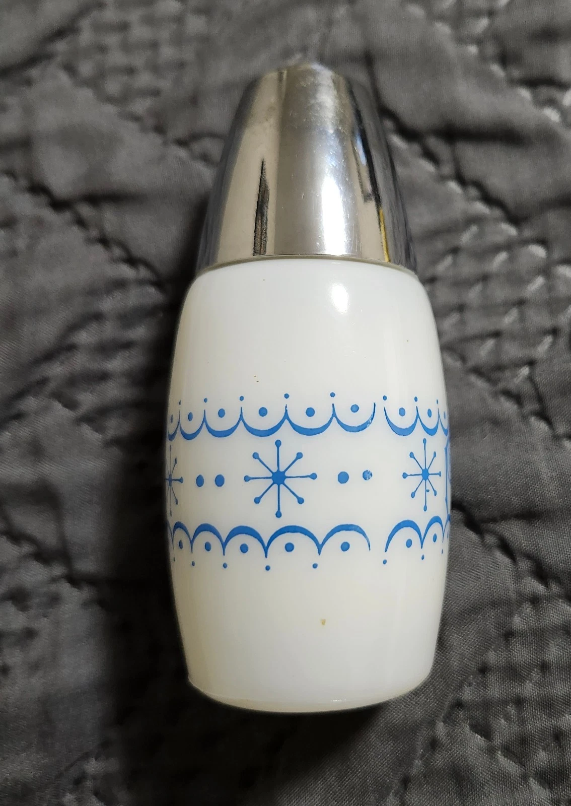 Vintage Gemco Westinghouse Milk Glass Pepper Shaker (1960s-70s) - photo 3