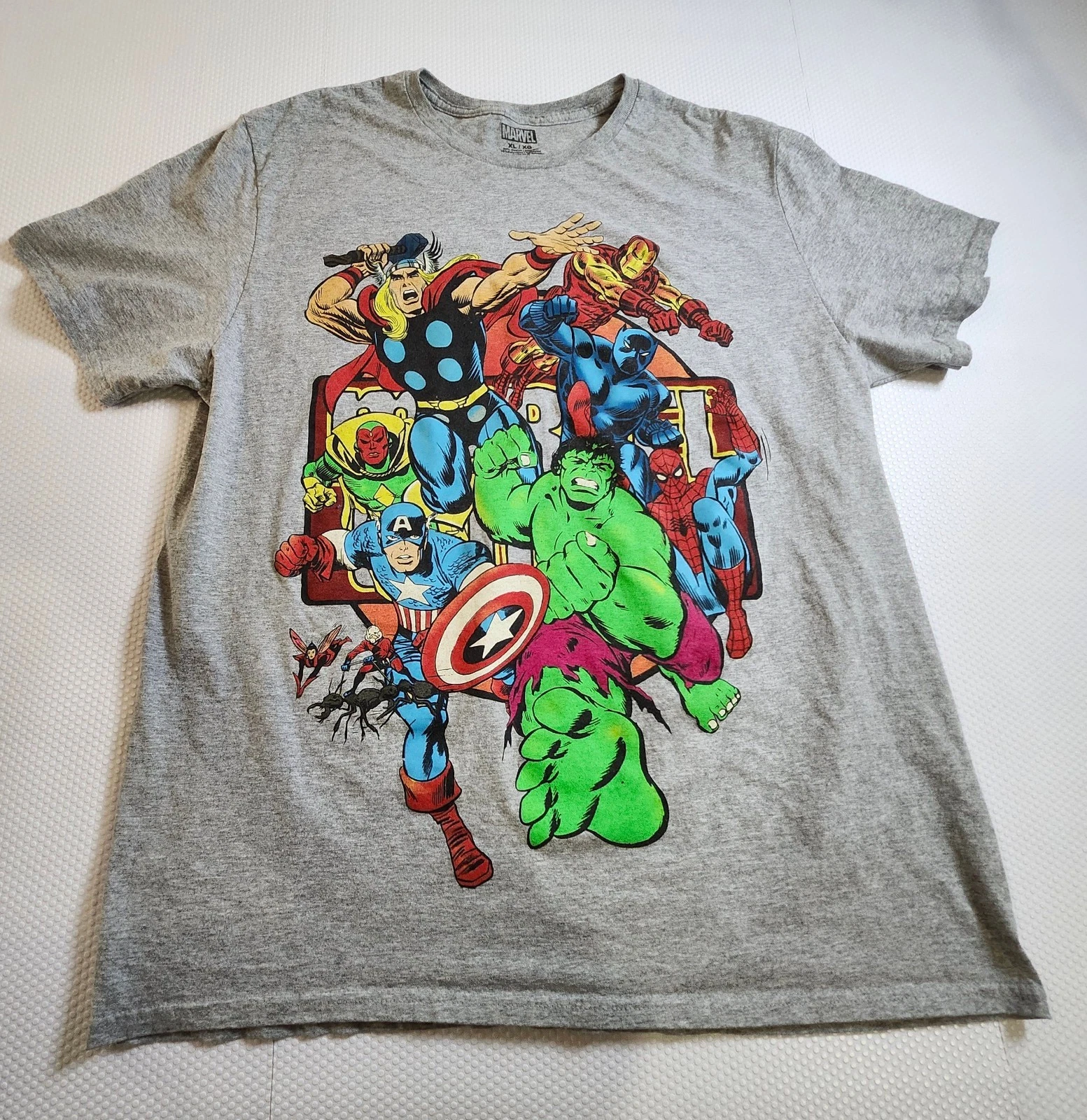 Marvel Gray Heather Crewneck Tee Subtle Graphic XL