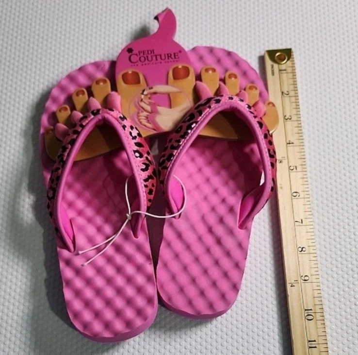 Women’s Pink Leopard Flip Flop Sandals - photo 3