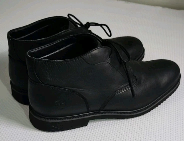 Timberland Men's Black Leather Chukka Boots W Anti-Fatigue Size