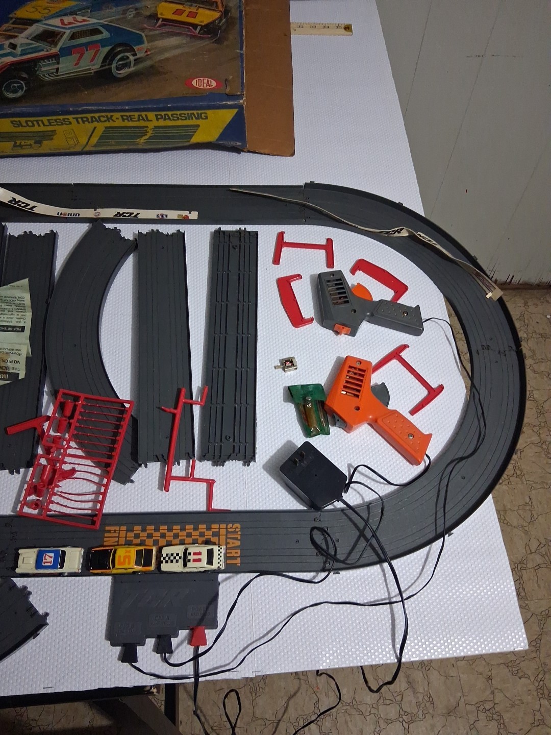 TCR Vintage Toy 1977 Total Control Racing Used Not Tested - photo 5