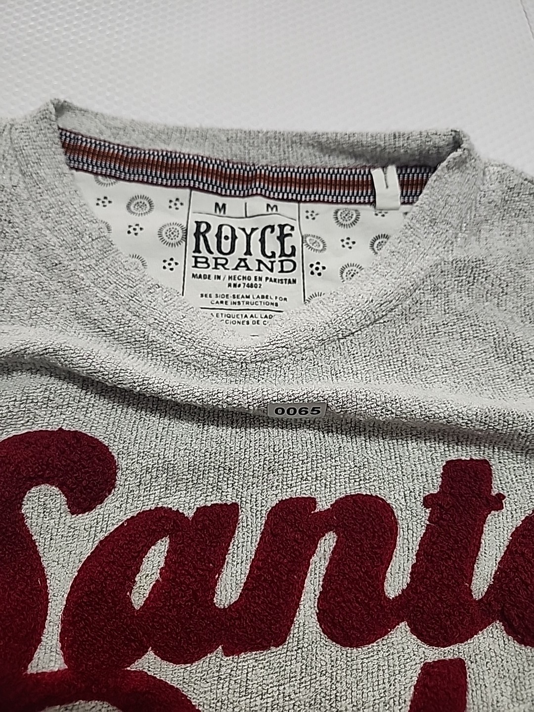 Royce "Santa Baby" Women's Pullover Sweater - Size M - photo 2