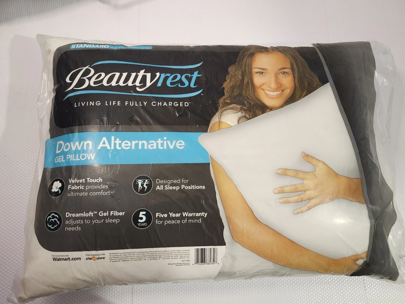Lot Of New Queen Bedding Comforter & Pillows. Please See Picture - photo 3