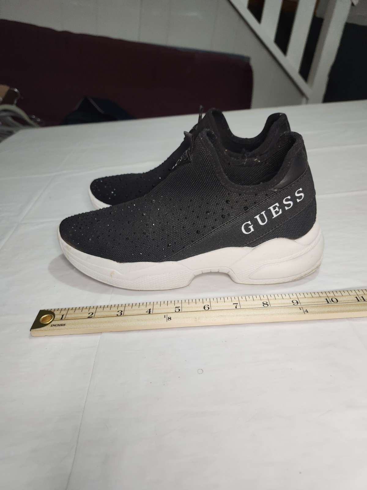 Guess Women's Slip On Shoes Black With Rhinestones Good Conditio - photo 3