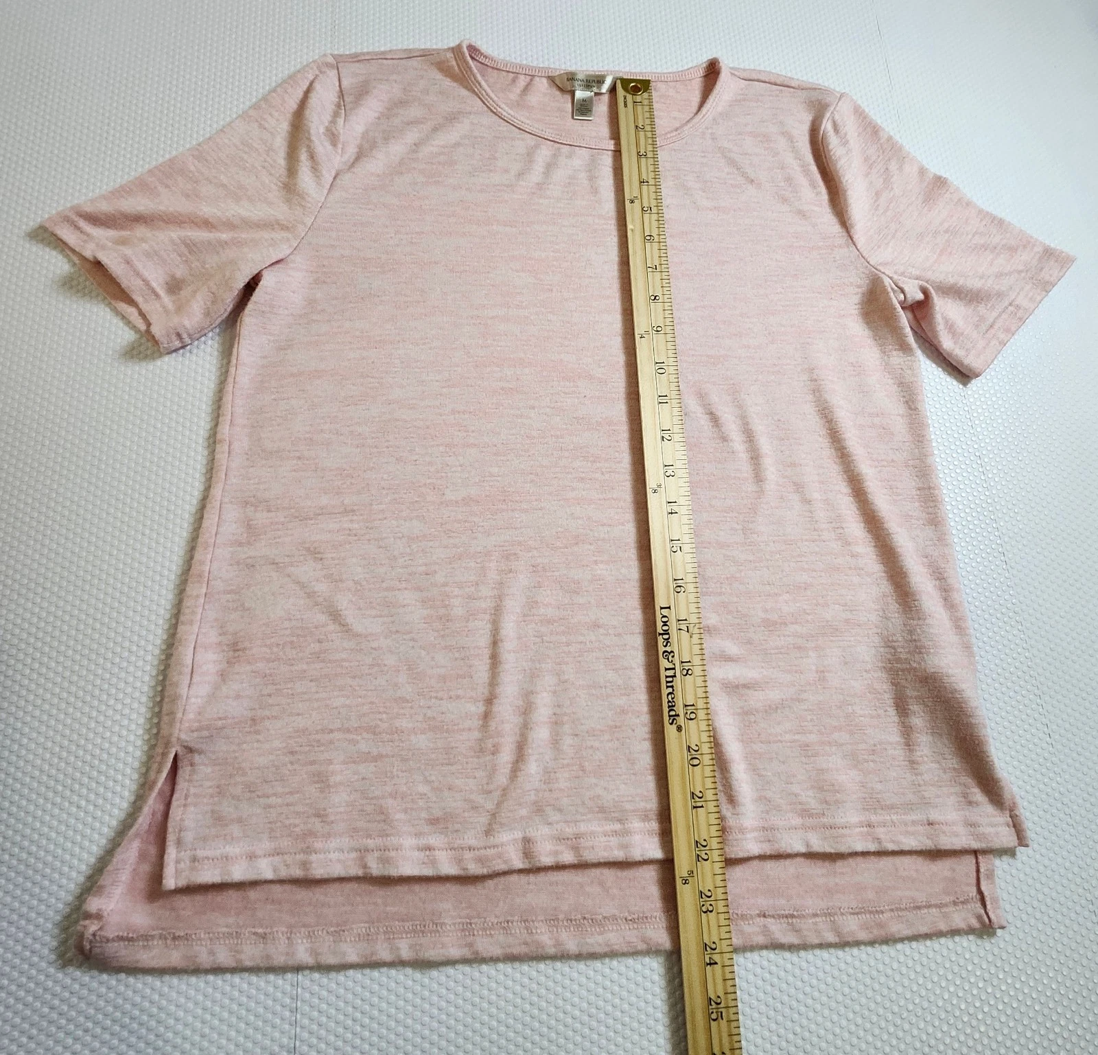 Banana Republic Light Pink Heather Short Sleeve Crewneck Tee M - photo 3