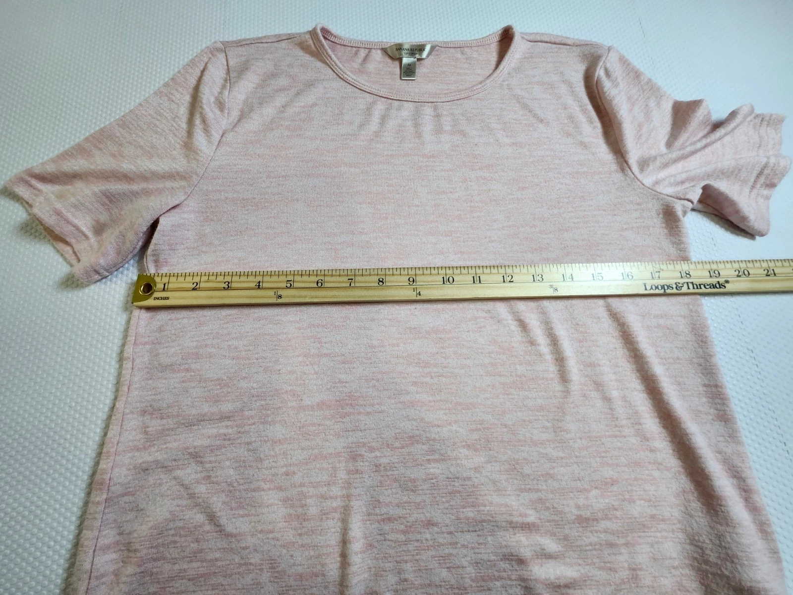 Banana Republic Light Pink Heather Short Sleeve Crewneck Tee M - photo 4