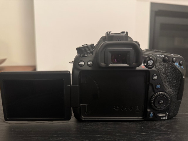 Canon EOS 80D + 18-55mm Lens - Shutter count 638 - photo 3