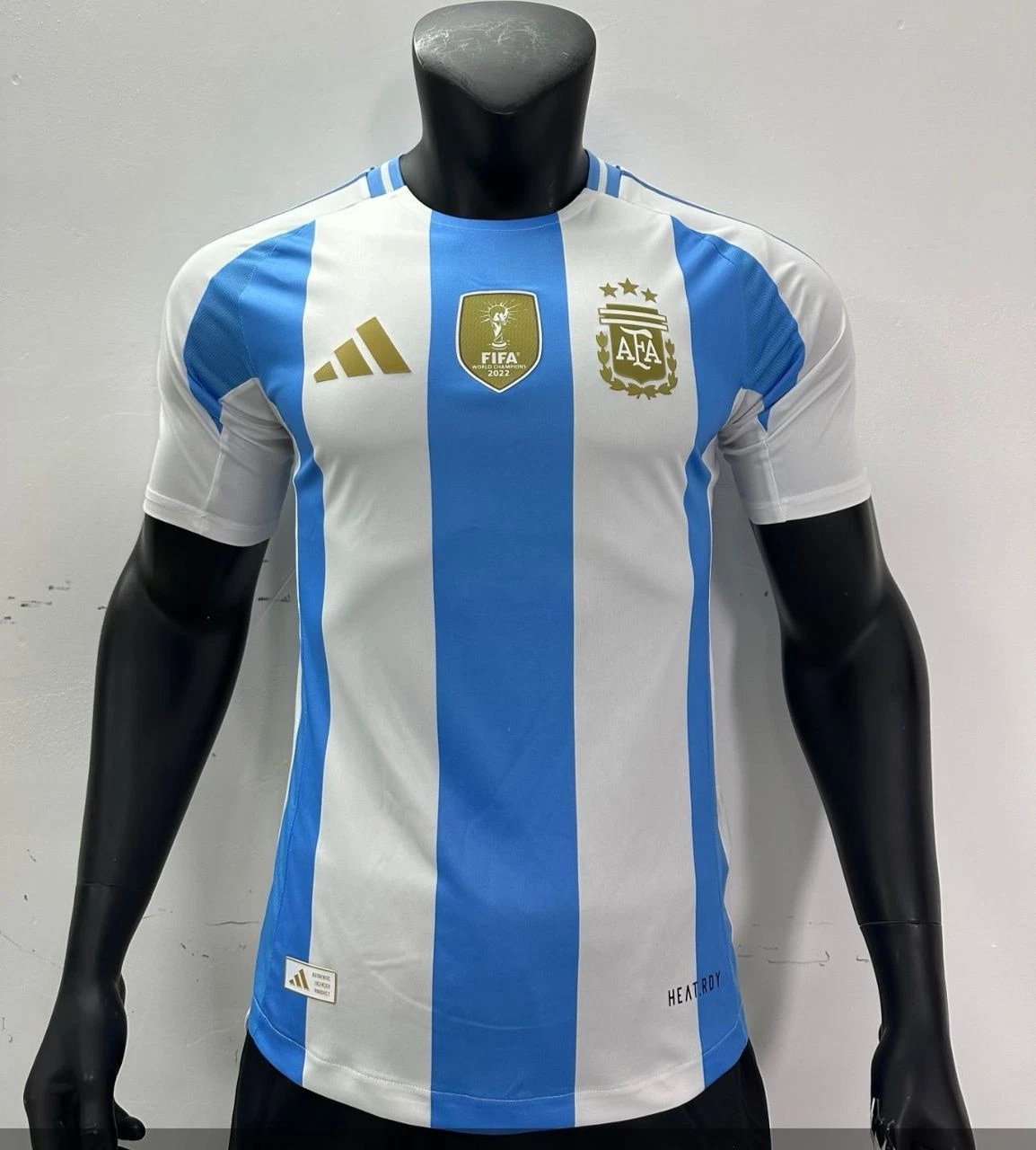 Nike, Adidas, Puma Soccer Jerseys - Chelsea, Argentina, Newcastl - photo 4