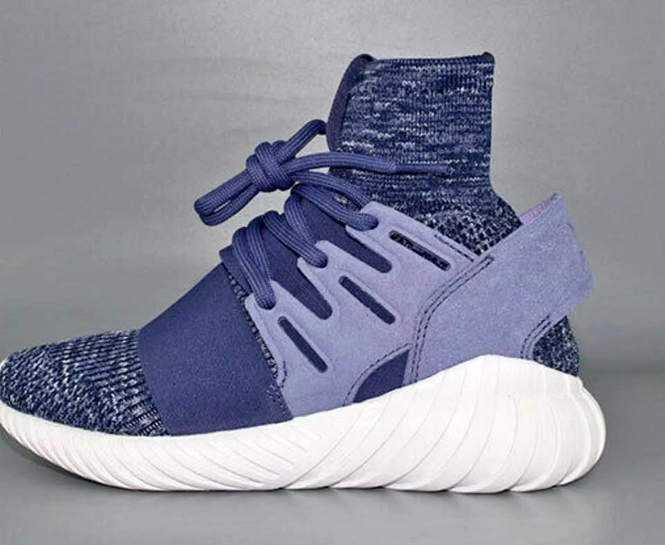 9.5 Adidas Originals Men's Tubular Doom PK Sneakers - Blue