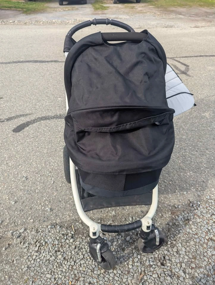Britax Stroller Bassinet (Bassinet Only) - photo 4