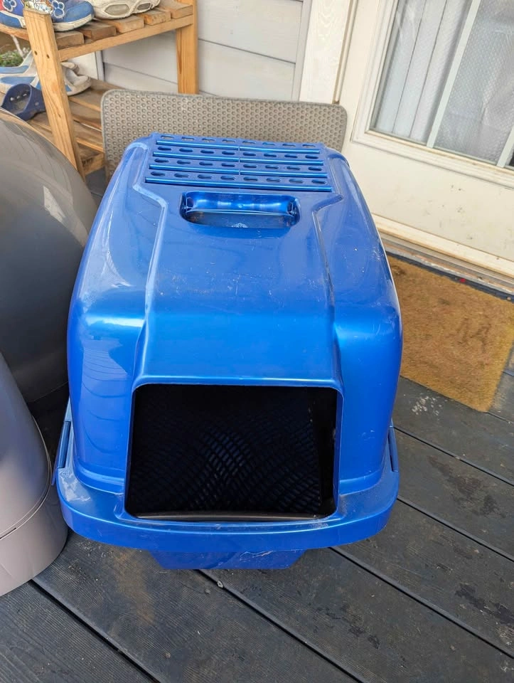 Cat litter box - photo 2