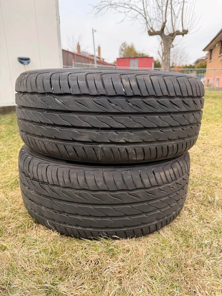 2 x 17" All Season High Performance Tires 215/50ZR17 - photo 2