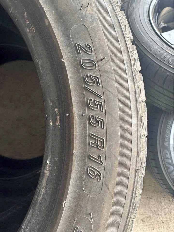 One tire 205/55r16 all season