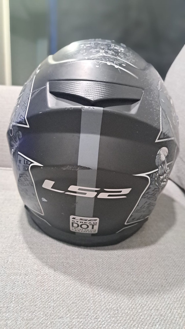 LS2 Helmet XL - photo 4