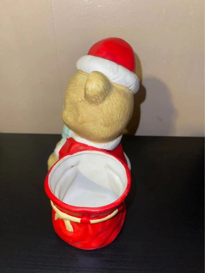 Santa Bear Figurine w/ storage space - photo 3