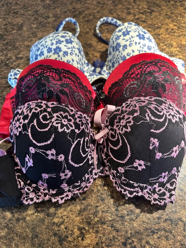 4 Bra Lot 34-36 B&C - photo 2