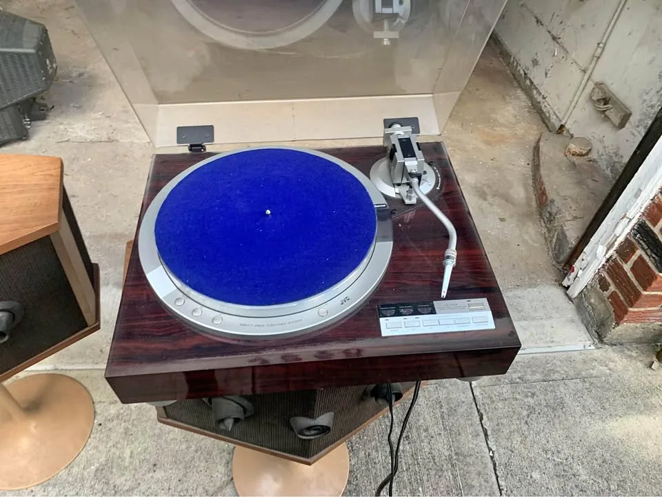 Jvc turntables QL-Y55F thumbnail
