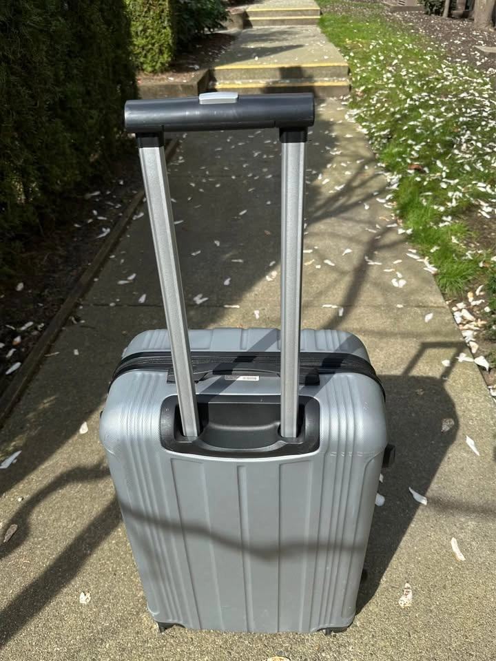 Lightweight Grey Suitcase - photo 2
